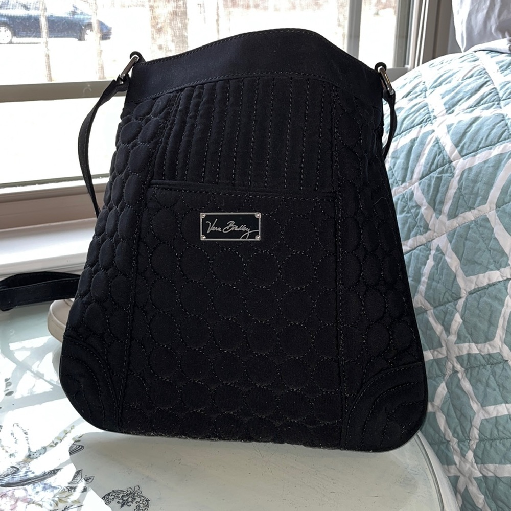 Vera Bradley black purse with super cute zipper pocket in the back!